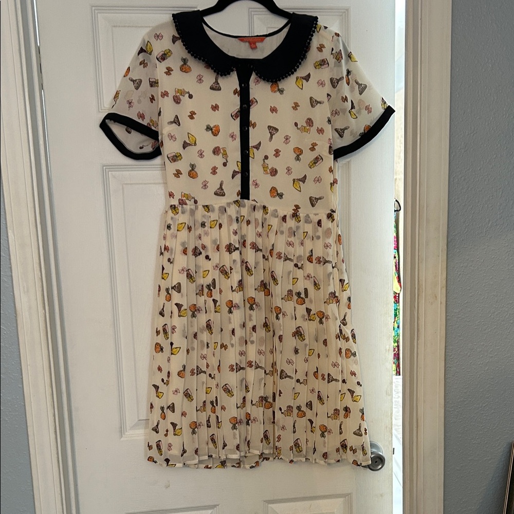 ModCloth dress size L, barely worn!